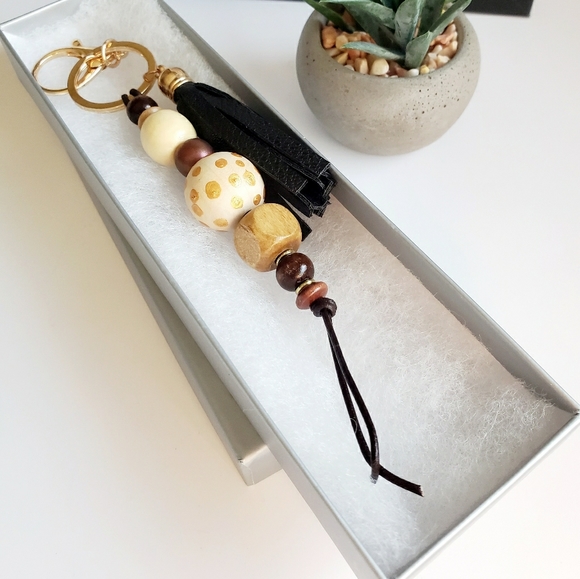 Keychain - Picture 2 of 4